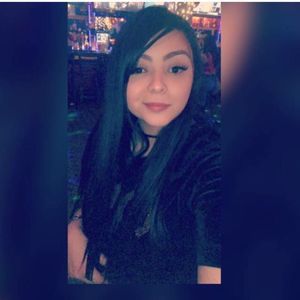 Meet your Posher, Marcela